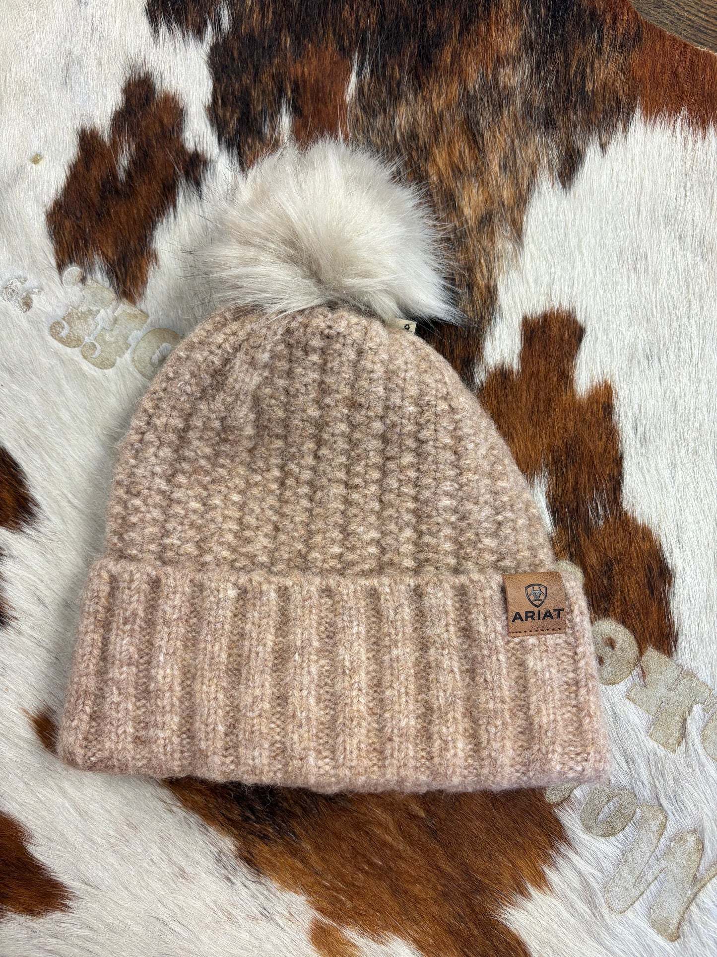 ARIAT WOMENS CHILTON BEANI (NATURAL)