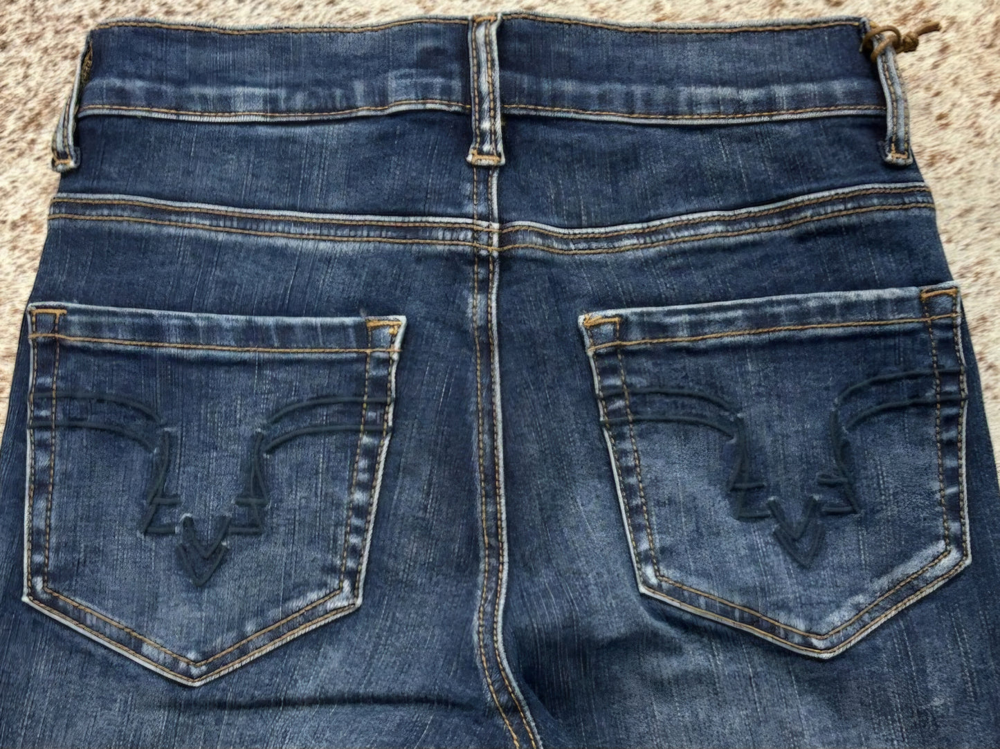 STETSON WOMENS 921 HIGH RISE FLARE DECO POCKET JEANS
