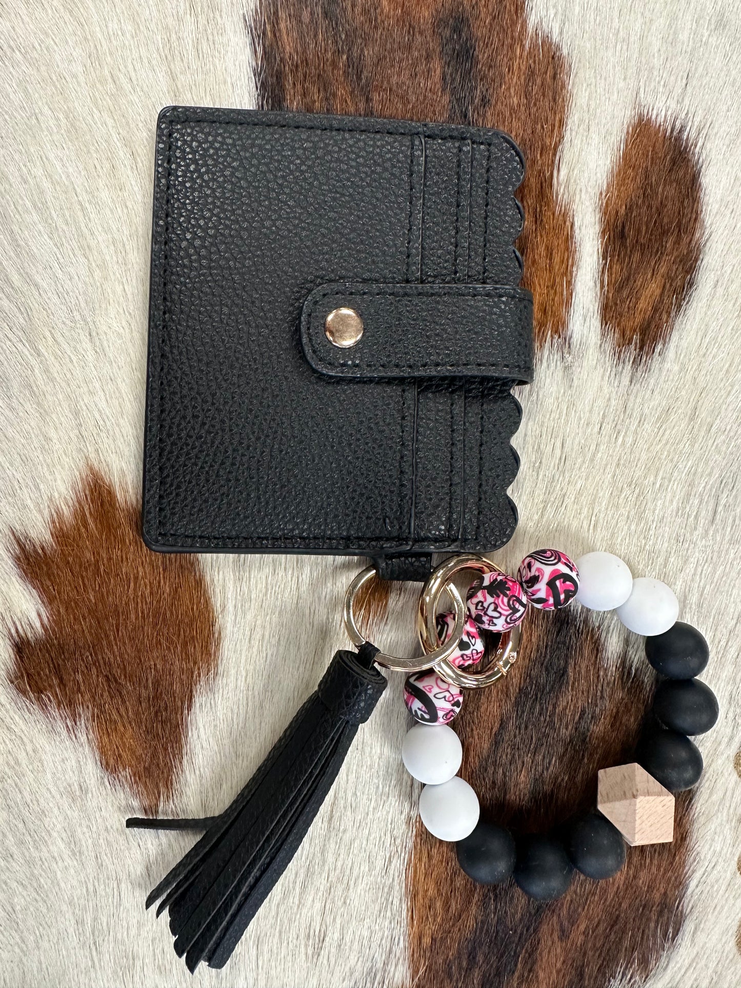 ROWDY WRISTLET WALLETS
