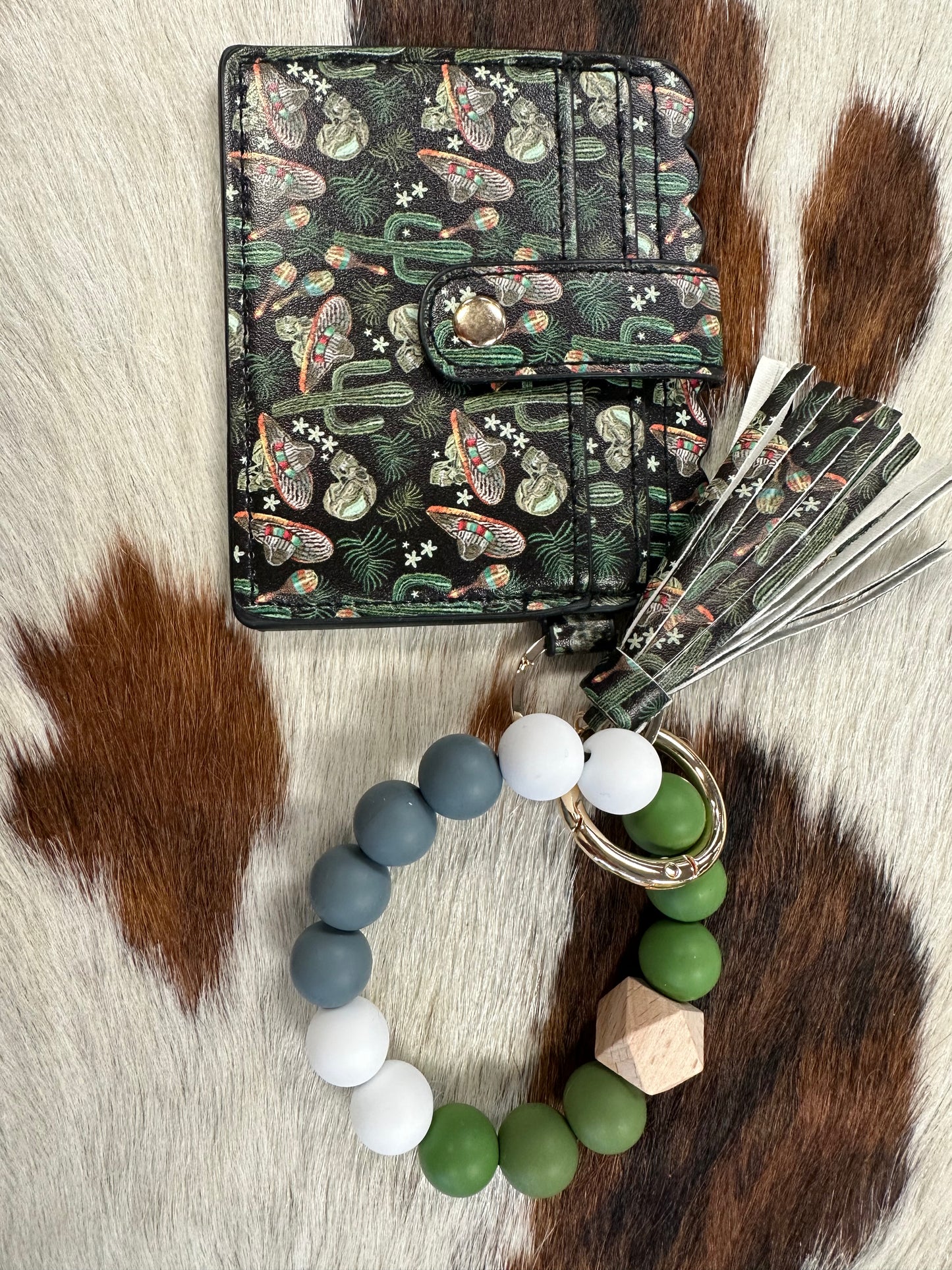 ROWDY WRISTLET WALLETS