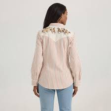Wrangler Horse Yoke Slim Western Snap Shirt