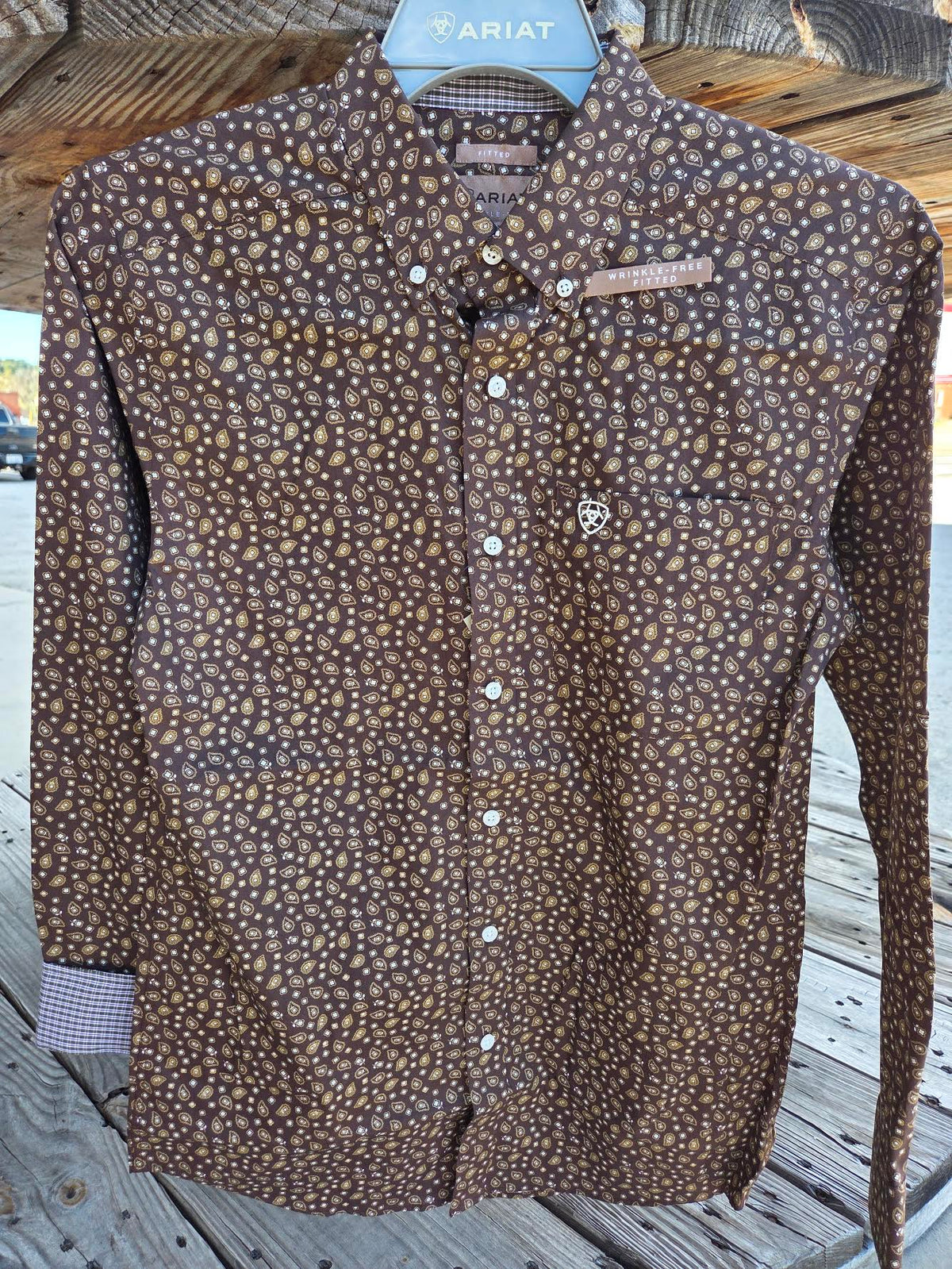 Ariat Men's Wrinkle Free Raven Fitted Shirt Coffee Bean Paisley Print