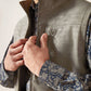 ARIAT MENS Vernon 2.0 Softshell Vest (JETTY GRAY EMBOSSED)