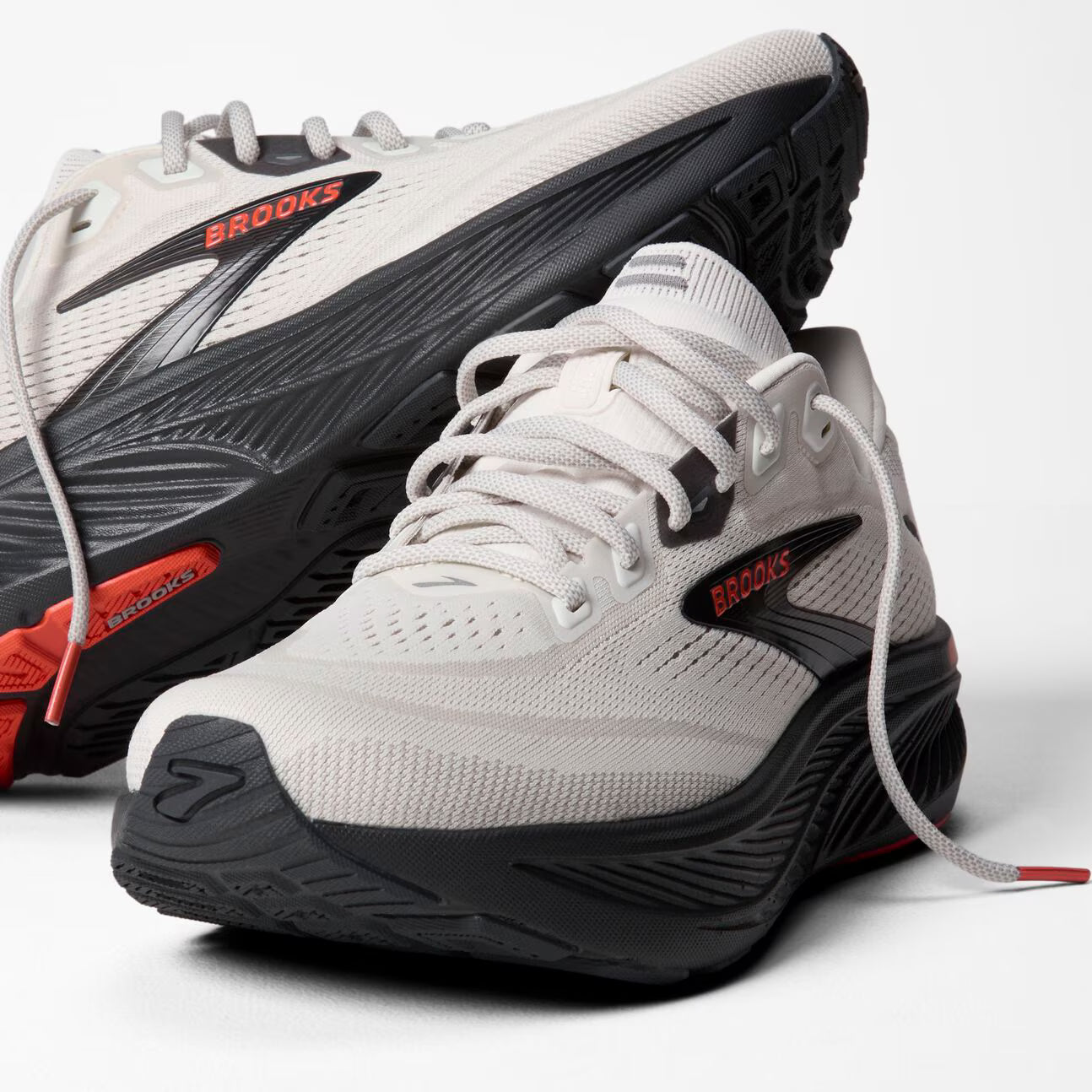 BROOKS MENS GOHST 18 - Coconut/Pearl/Tigerlily