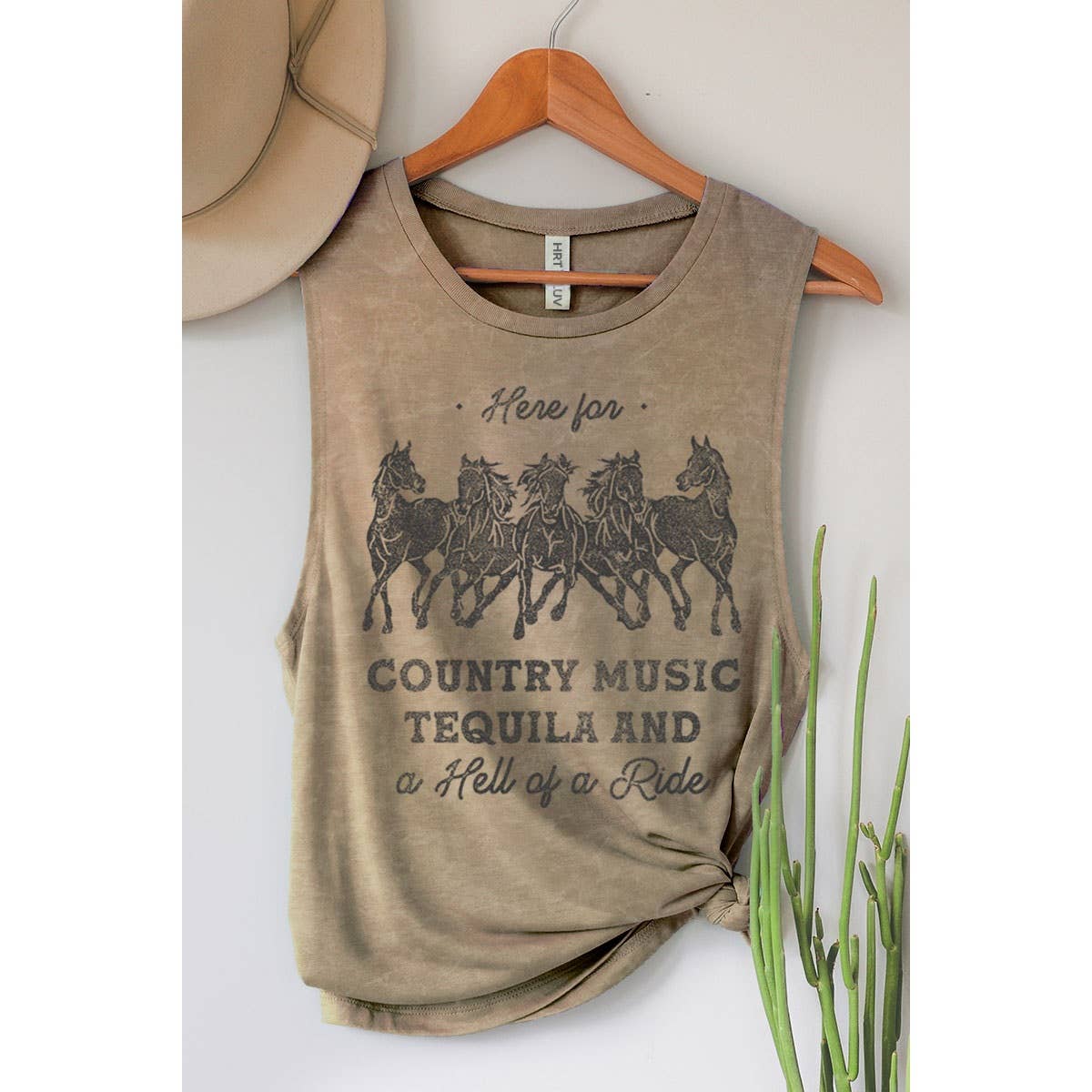 COUNTRY MUSIC GRAPHIC TANK TOP: Mineral Mustard