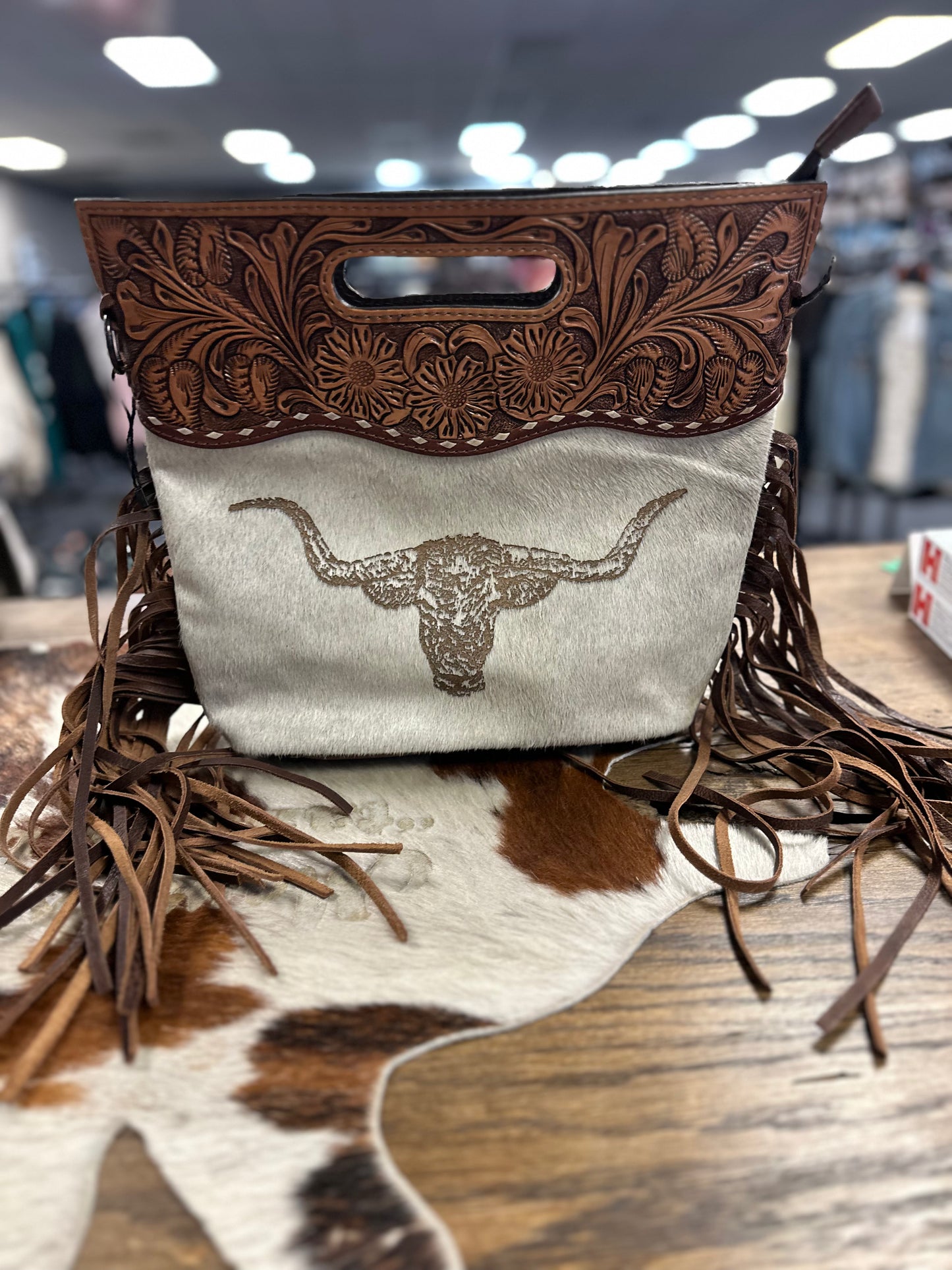 AMERICAN DARLING BRANDED STEERHEAD HAIR ON HIDE FRINGE PURSE (Copy)