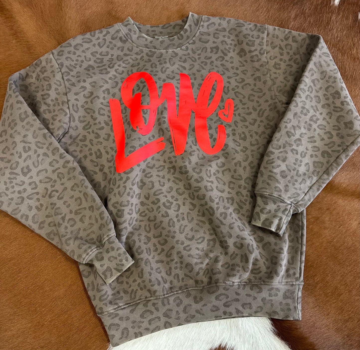 LEOPARD LOVE CREWNECK SWEATSHIRT