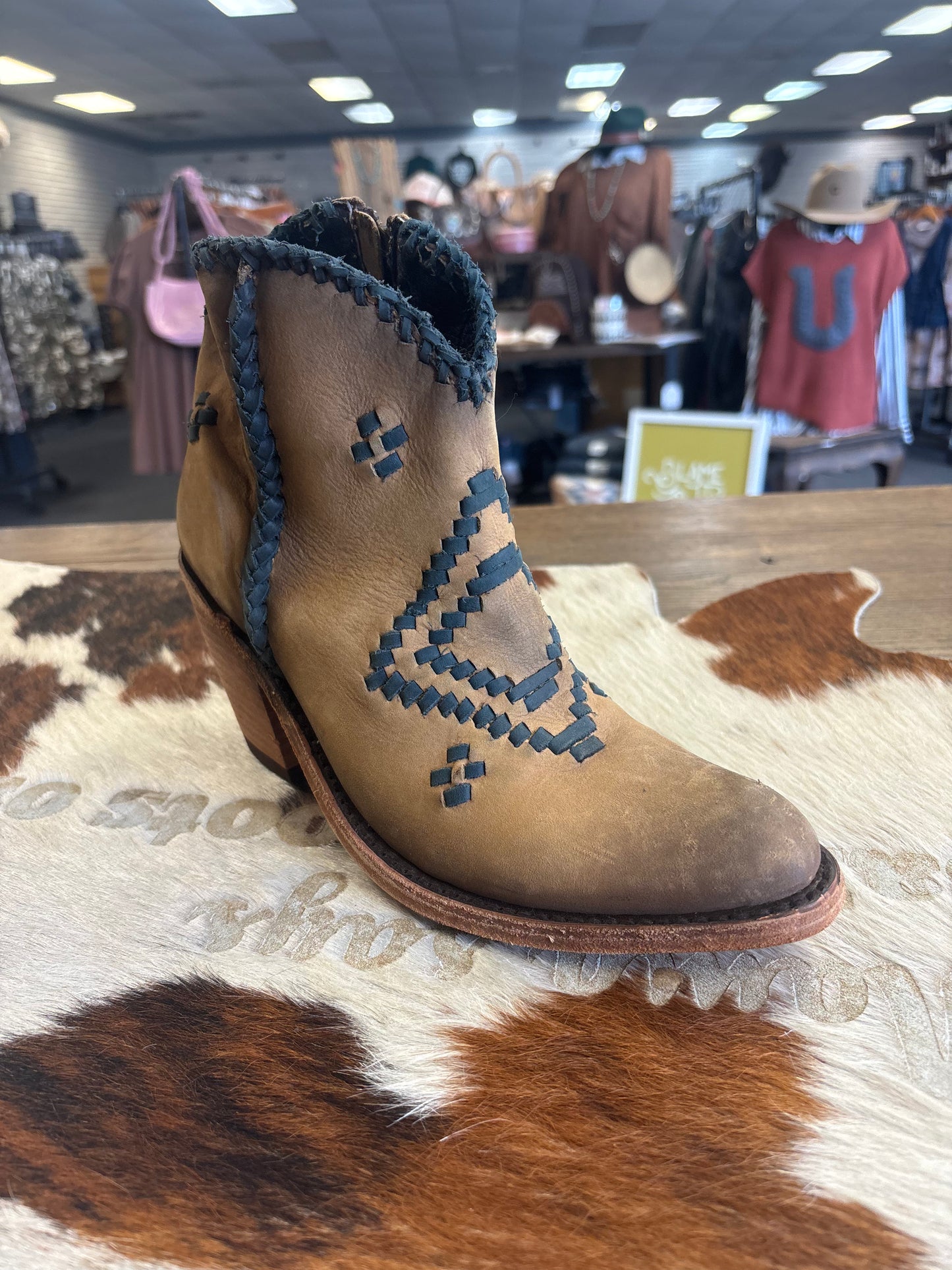 LIBERTY BLACK HOPE BOOTS (HUESO CLARO)