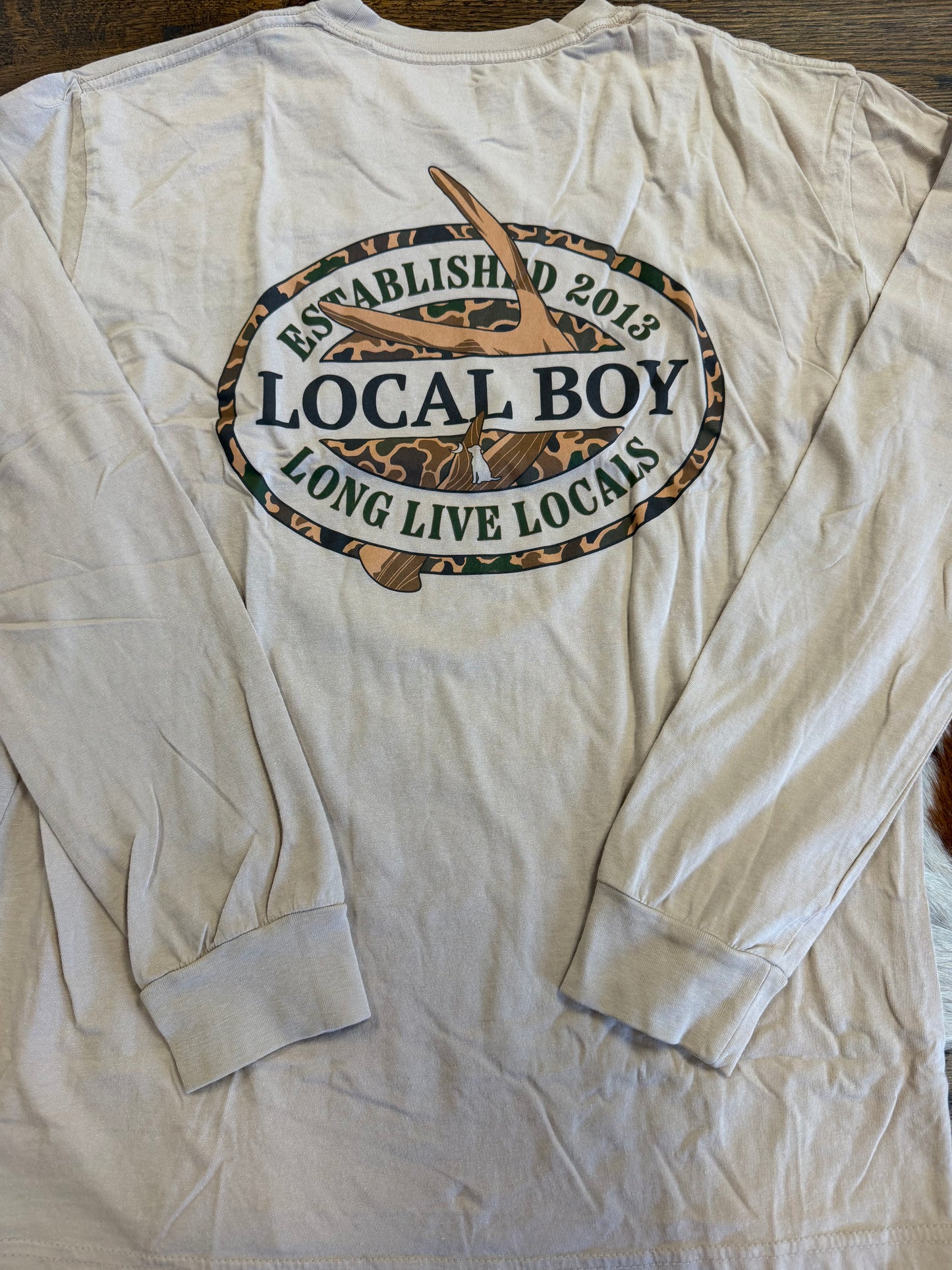 LOCAL BOY L/S Old School Antler Oval T-Shirt