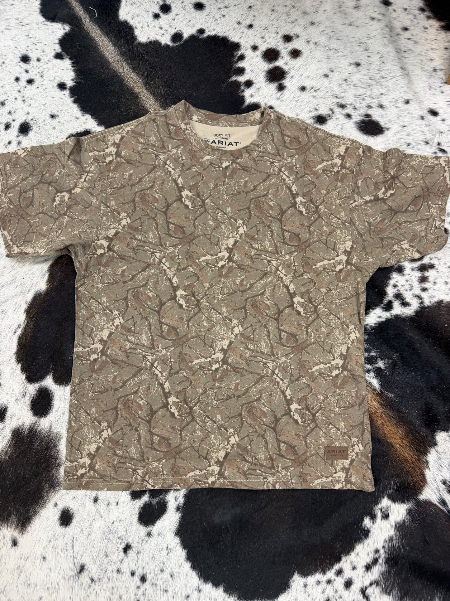Ariat Men's All Over Print Camo Boxy T-Shirt