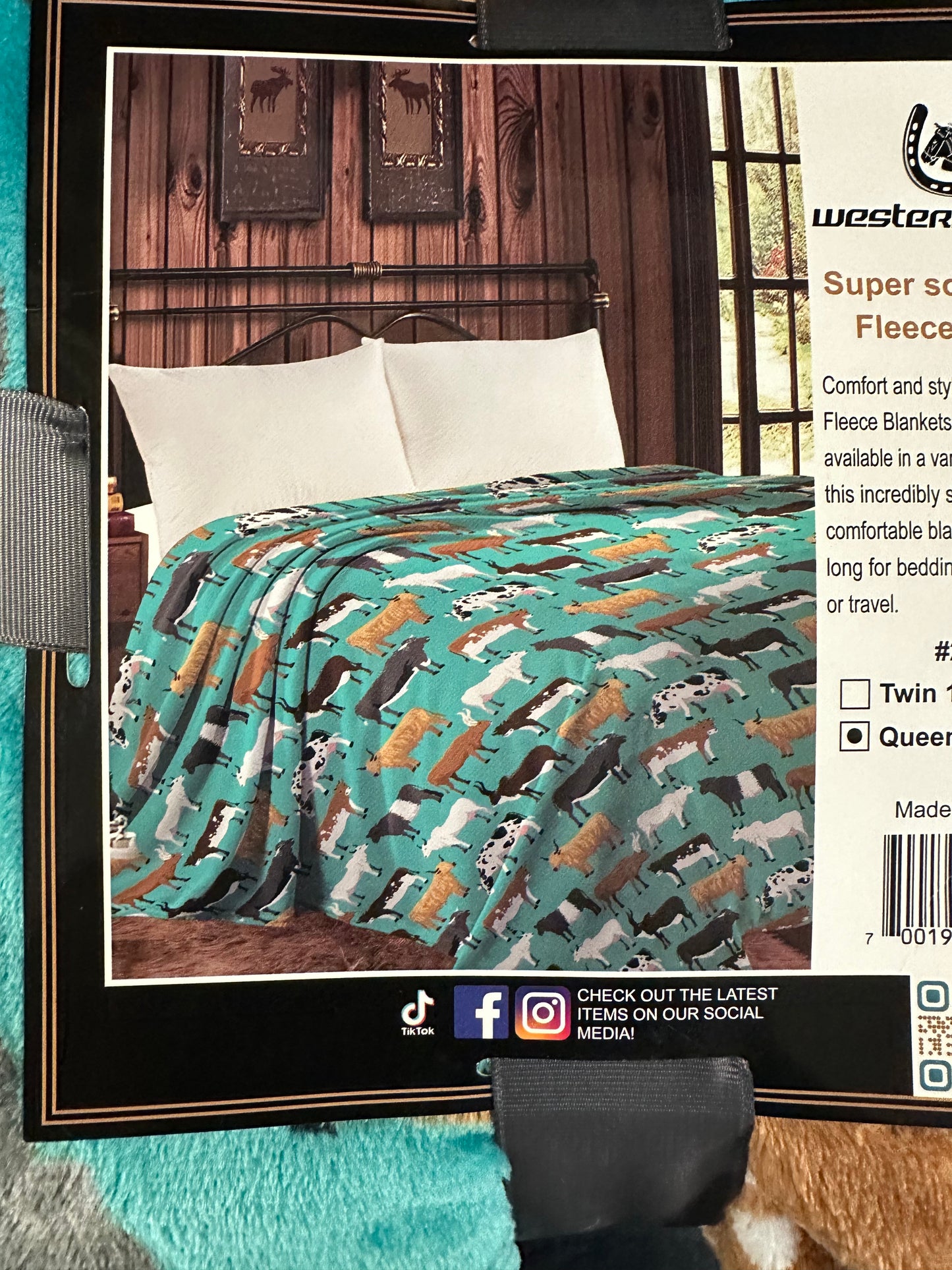WESTERN PLUSH FARM ANIMAL (COW BREEDS) TEAL QUEEN BLANKET
