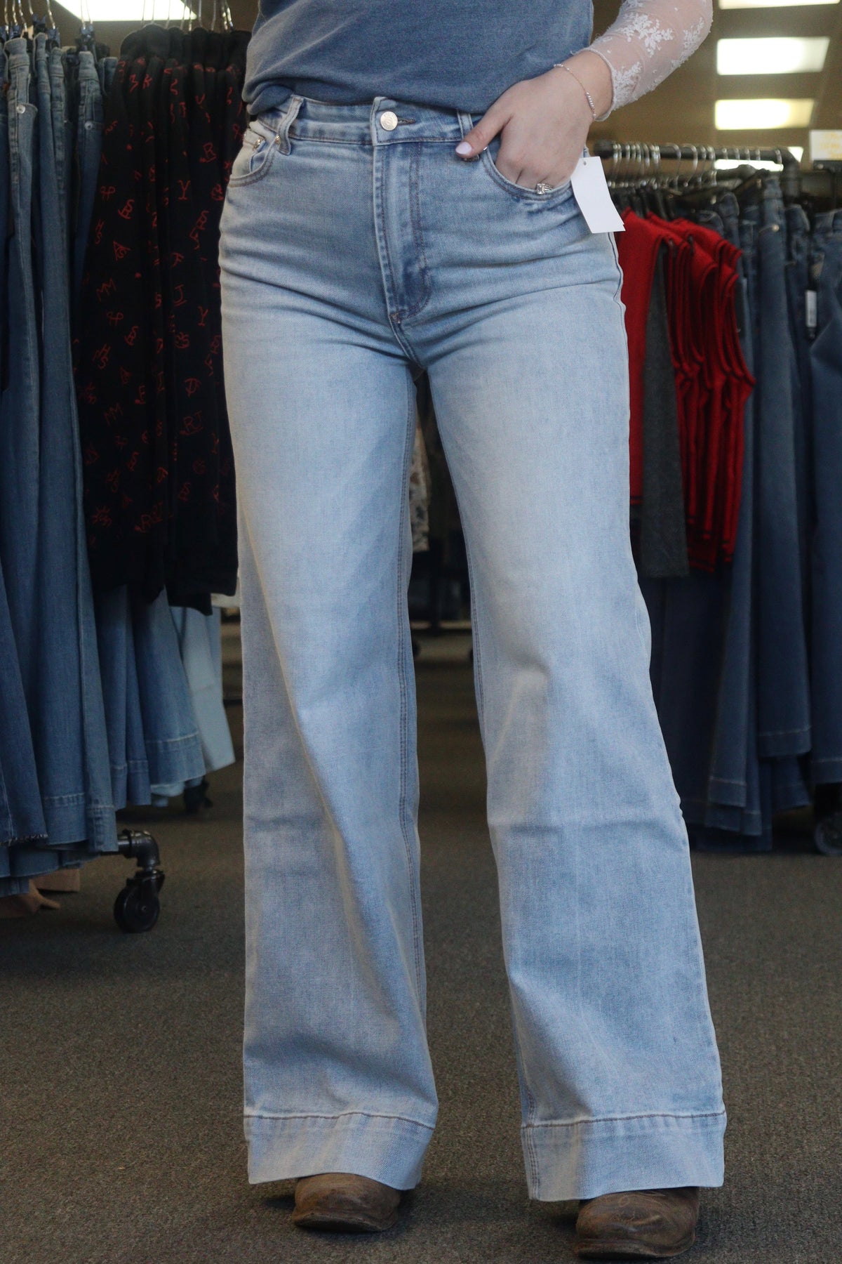 STETSON HIGH RISE WIDE LEG FIT 751 - LIGHT WASH