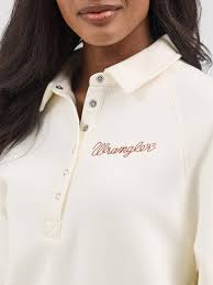 Wrangler Women's Retro® Half-Snap Collared Pullover in Cream