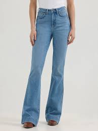 Wrangler Women's Beth Light Wash Trouser