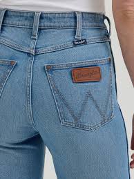 Wrangler Women's Beth Light Wash Trouser