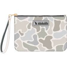 LOCAL GIRL WRISTLET-Original Bottomland/Forest Camo Saltwater/Localflage Bluff