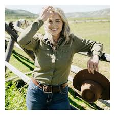 OUTBACK TRADING Women's Kat Shirt (OLIVE)