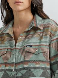 WRANGLER RETRO®WOMENS BOYFRIEND WESTERN SNAP SHIRT- 112353118