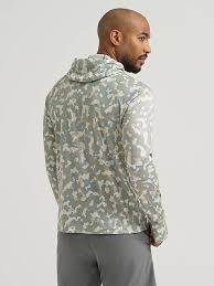 WRANGLER MENS All Terrain Gear Men's Hooded Sun Tee