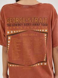 Wrangler Women's 112361081 Oversized George Strait Tee Shirt