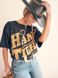 Wrangler x Womens Lainey Wilson Hang Tight Oversized Tee