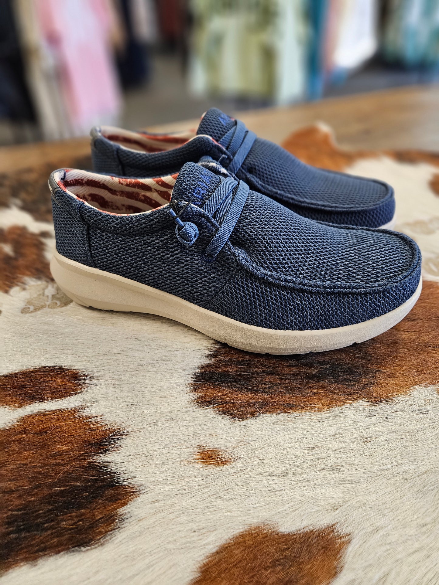 ARIAT MENS HILO NAVY MESH