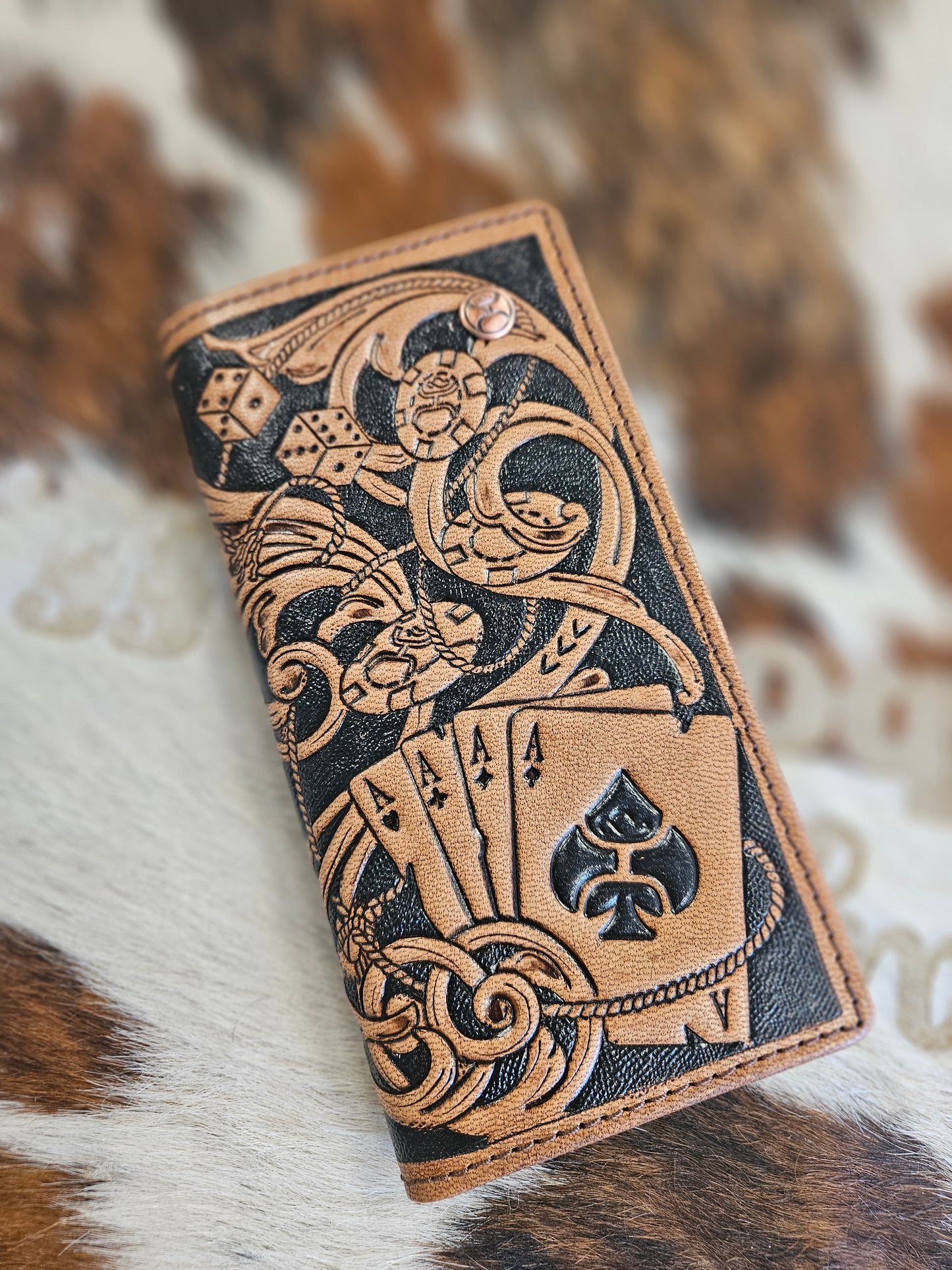 HOOEY GAMBLER TAN PLAYING CARD EMBOSSED RODEO WALLET