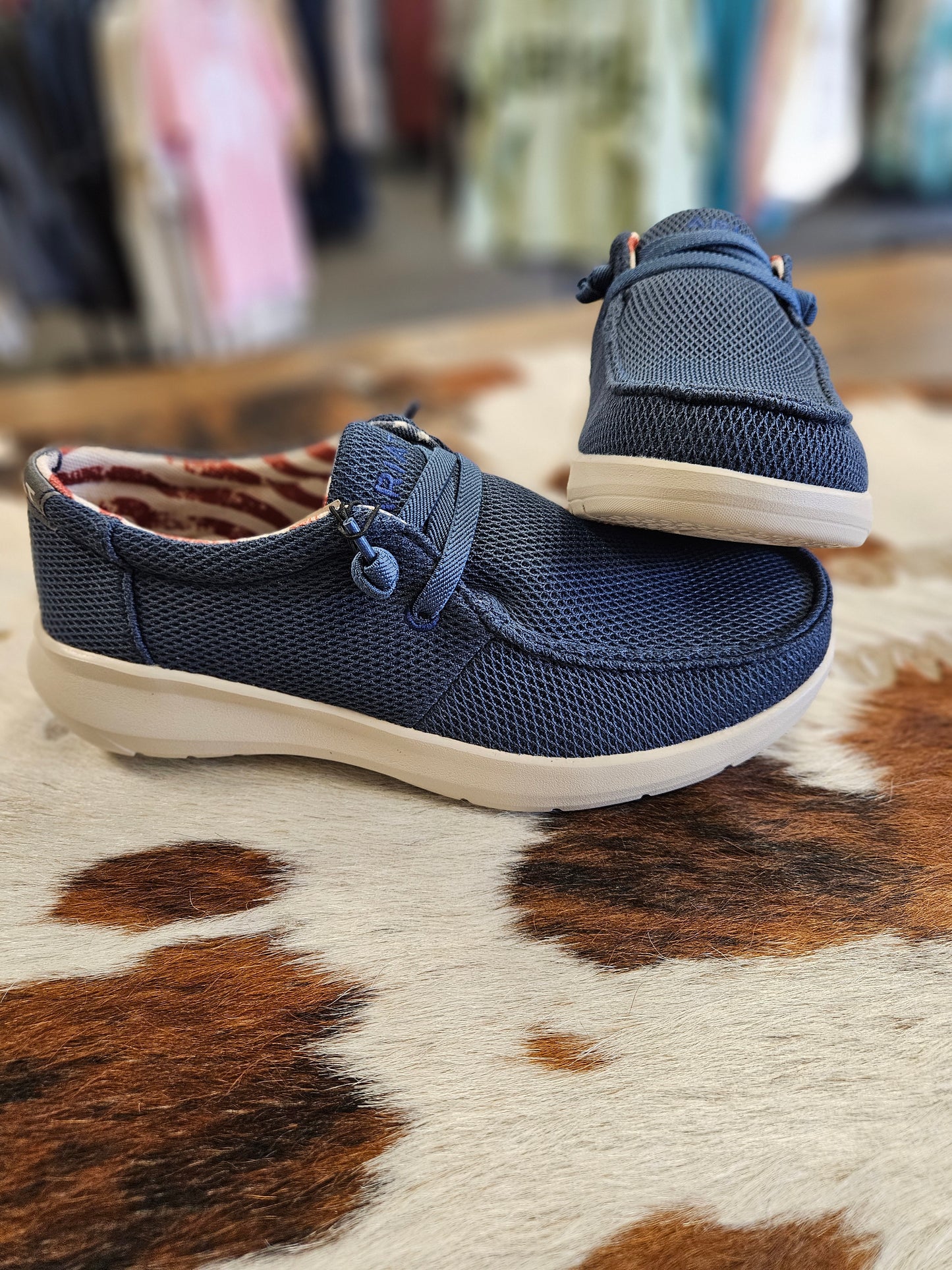 ARIAT MENS HILO NAVY MESH