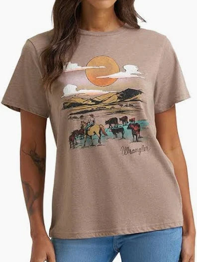 Wrangler Women's Regular Fit Graphic Short Sleeve T-Shirt - Desert Taupe Heather