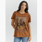 WRANGLER WESTERN GRAPHIC BOYFRIEND TEE:TOFFEE