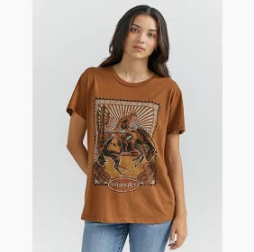 WRANGLER WESTERN GRAPHIC BOYFRIEND TEE:TOFFEE