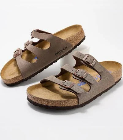 BIRKENSTOCK WOMEN'S Florida Soft Footbed-BIRKIBUC. MOCCA