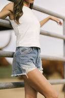 KIMES RANCH DAISY SHORTS - Mid wash