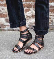 BED STU ARTEMIS MULTI-STRAP SANDAL (BLACK HAND WASH)