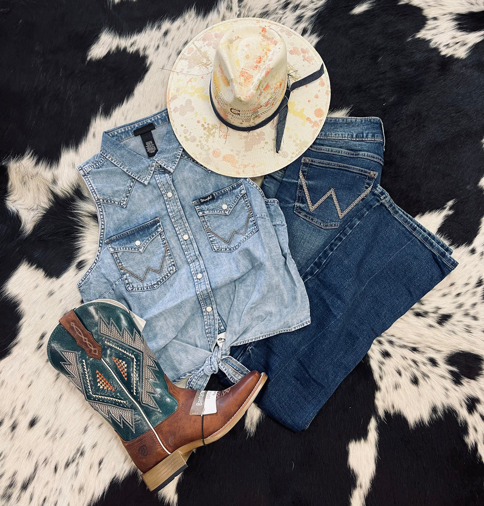 WRANGLER WOMENS CHAMBRAY SNAP TANK